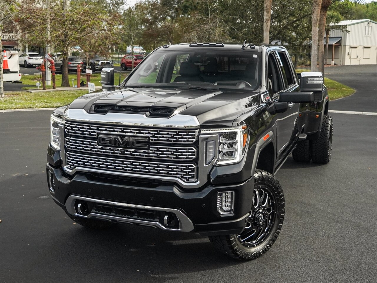 2022 GMC Sierra 3500HD Denali   - Photo 9 - Bonita Springs, FL 34134