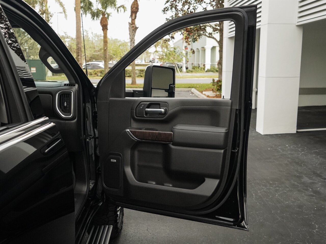 2022 GMC Sierra 3500HD Denali   - Photo 41 - Bonita Springs, FL 34134