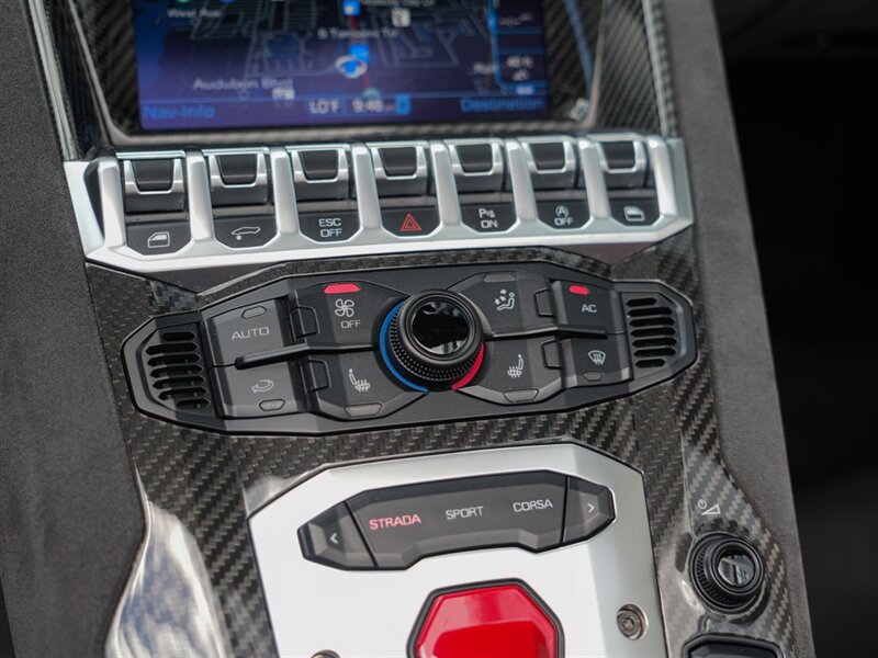 2016 Lamborghini Aventador LP 700-4   - Photo 17 - Bonita Springs, FL 34134