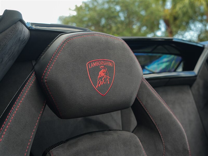 2016 Lamborghini Aventador LP 700-4   - Photo 34 - Bonita Springs, FL 34134
