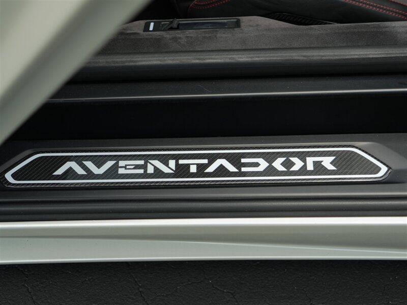 2016 Lamborghini Aventador LP 700-4   - Photo 29 - Bonita Springs, FL 34134
