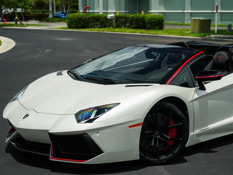 2016 Lamborghini Aventador LP 700-4   - Photo 9 - Bonita Springs, FL 34134