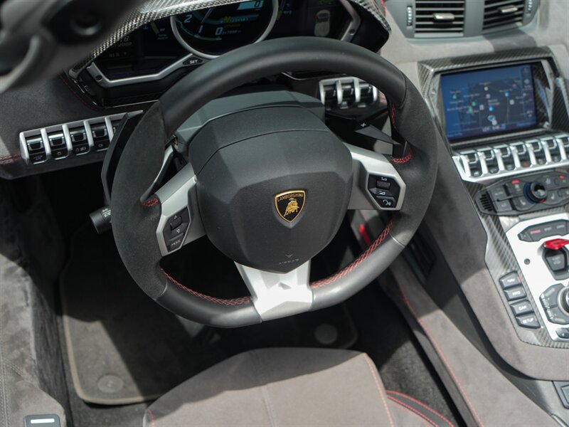 2016 Lamborghini Aventador LP 700-4   - Photo 31 - Bonita Springs, FL 34134