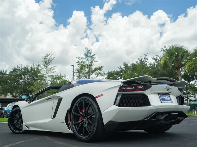 2016 Lamborghini Aventador LP 700-4   - Photo 45 - Bonita Springs, FL 34134