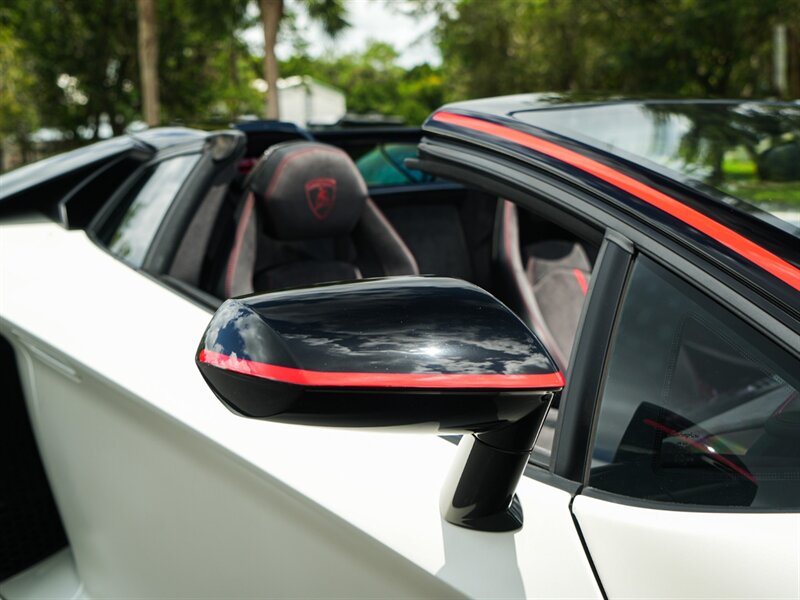2016 Lamborghini Aventador LP 700-4   - Photo 62 - Bonita Springs, FL 34134