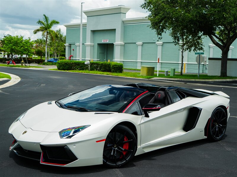 2016 Lamborghini Aventador LP 700-4   - Photo 8 - Bonita Springs, FL 34134