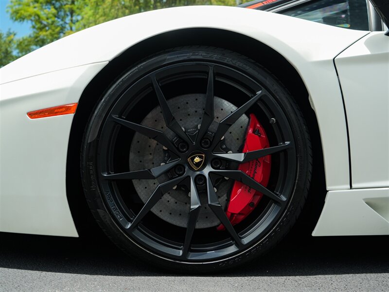 2016 Lamborghini Aventador LP 700-4   - Photo 42 - Bonita Springs, FL 34134