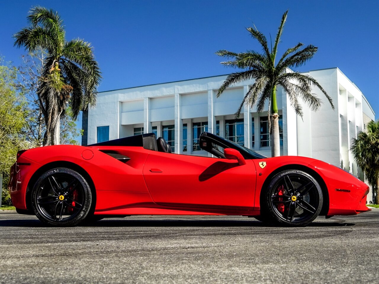 2016 Ferrari 488 Spider   - Photo 46 - Bonita Springs, FL 34134