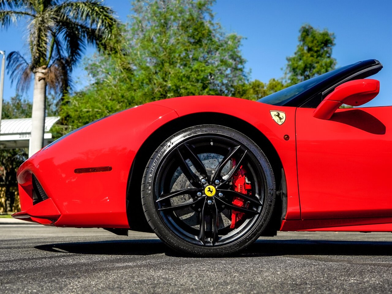 2016 Ferrari 488 Spider   - Photo 34 - Bonita Springs, FL 34134