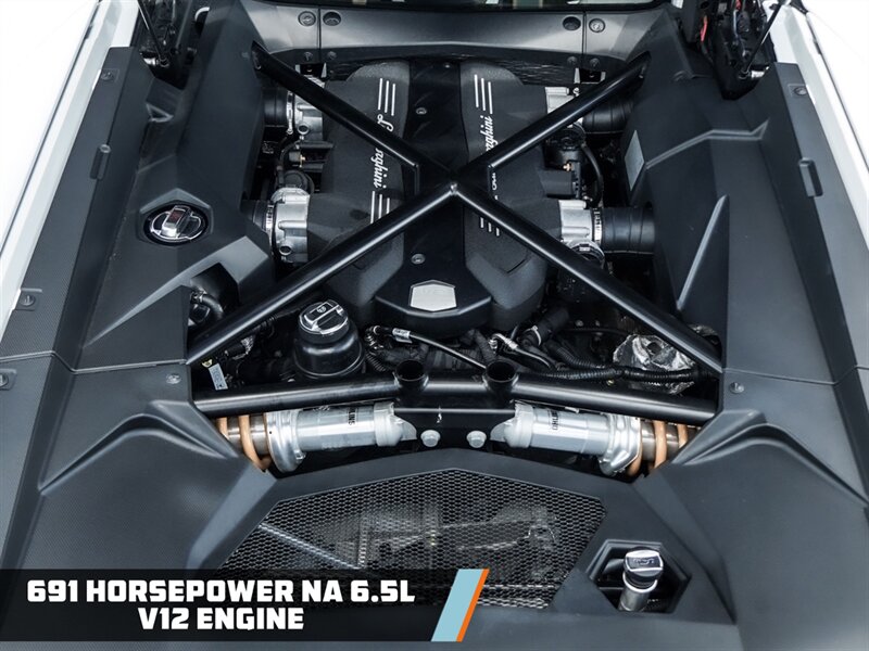2015 Lamborghini Aventador LP 700-4 - Photo 28 - Bonita Springs, FL 34134