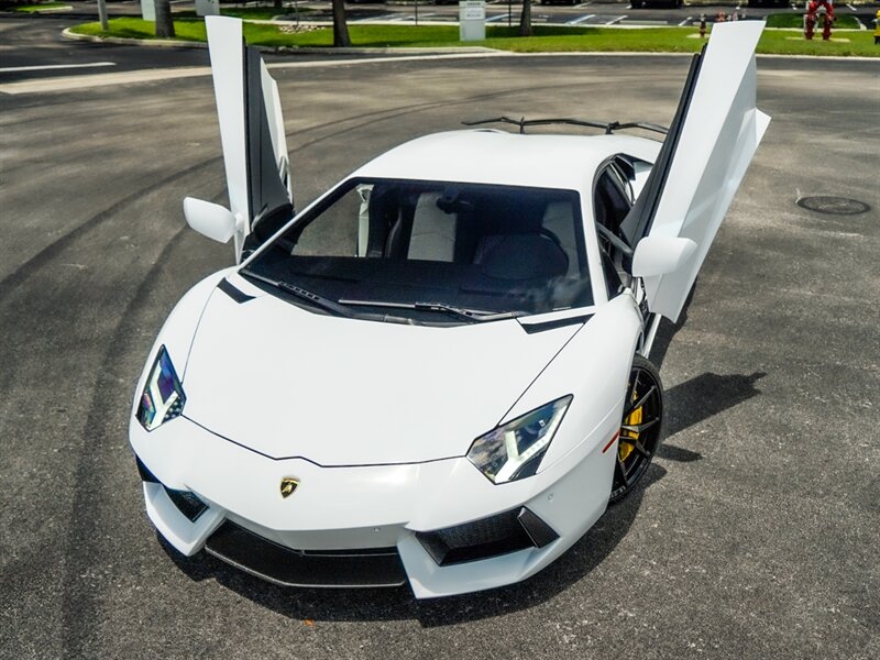 2015 Lamborghini Aventador LP 700-4 - Photo 9 - Bonita Springs, FL 34134