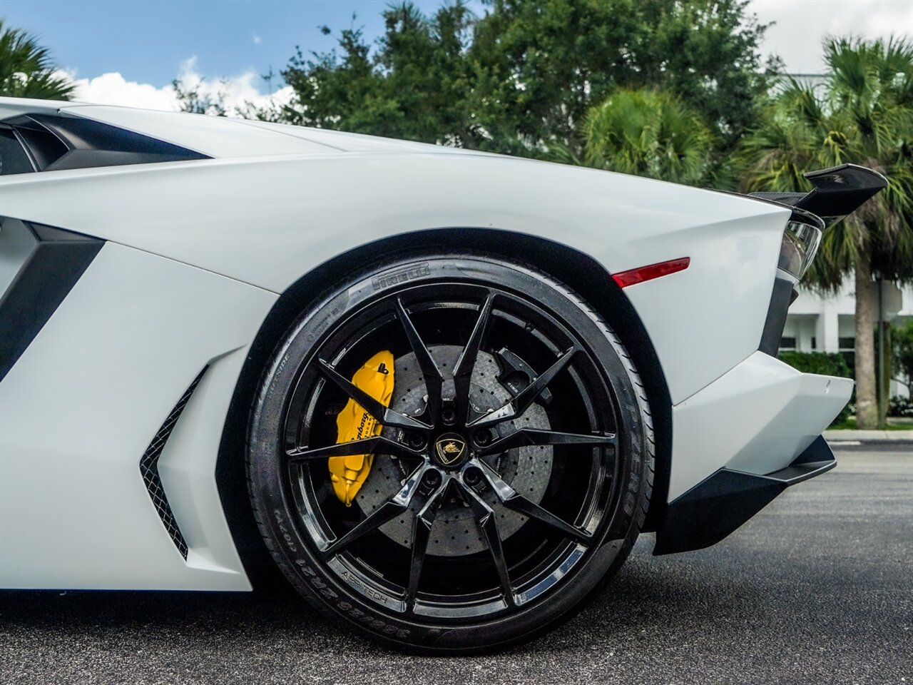 2015 Lamborghini Aventador LP 700-4   - Photo 34 - Bonita Springs, FL 34134