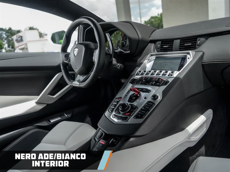 2015 Lamborghini Aventador LP 700-4 - Photo 24 - Bonita Springs, FL 34134
