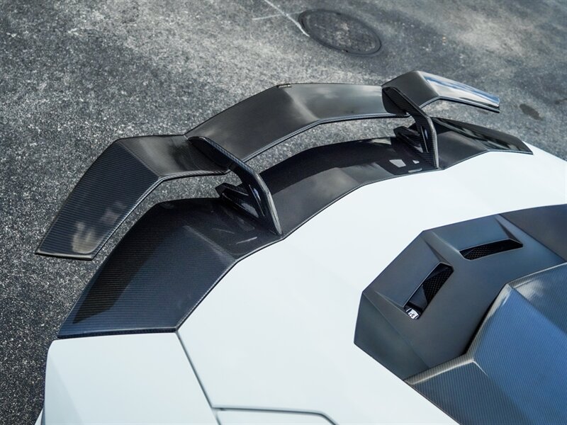 2015 Lamborghini Aventador LP 700-4 - Photo 39 - Bonita Springs, FL 34134