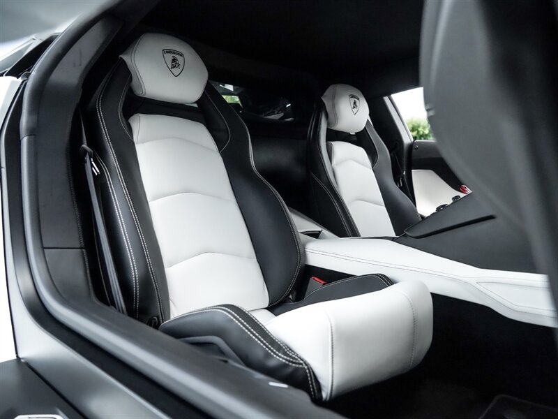 2015 Lamborghini Aventador LP 700-4 - Photo 26 - Bonita Springs, FL 34134