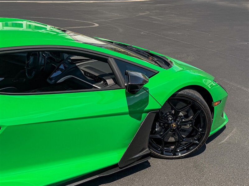 2024 Lamborghini Revuelto   - Photo 67 - Bonita Springs, FL 34134
