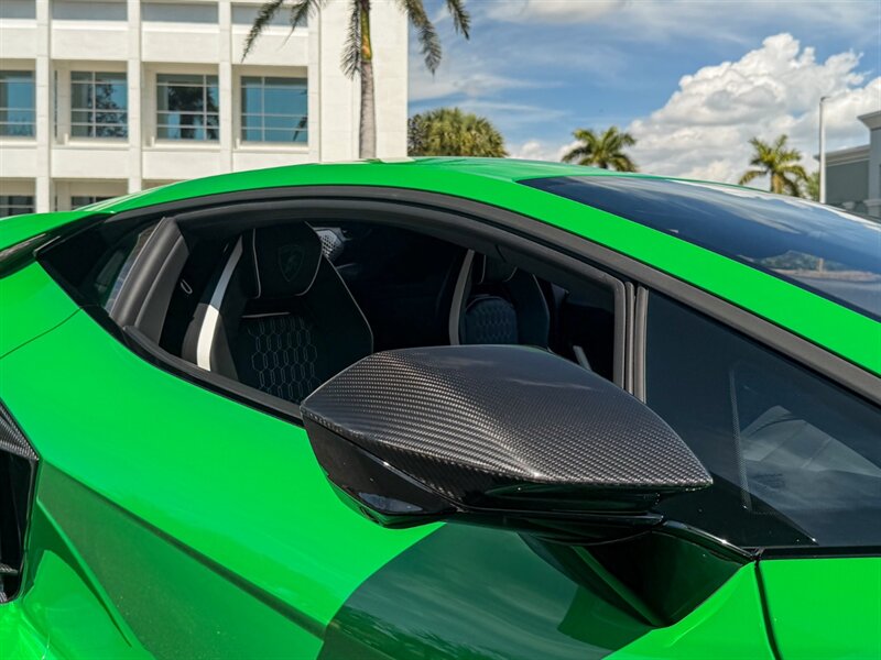 2024 Lamborghini Revuelto   - Photo 73 - Bonita Springs, FL 34134