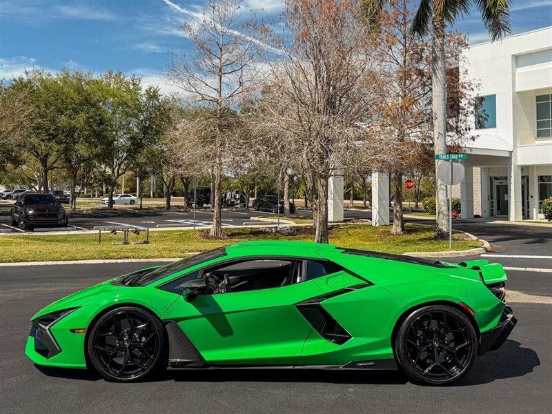 2024 Lamborghini Revuelto   - Photo 46 - Bonita Springs, FL 34134