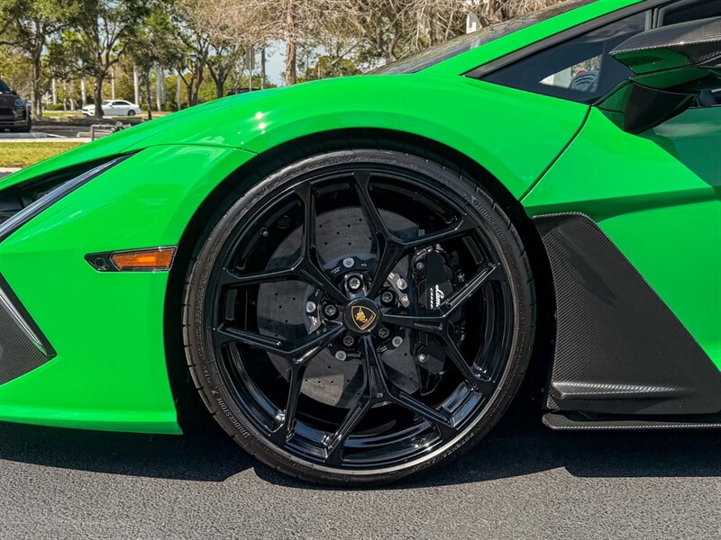 2024 Lamborghini Revuelto   - Photo 48 - Bonita Springs, FL 34134