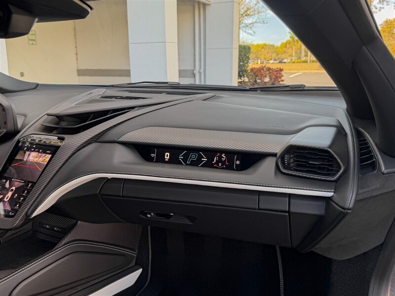 2024 Lamborghini Revuelto   - Photo 36 - Bonita Springs, FL 34134