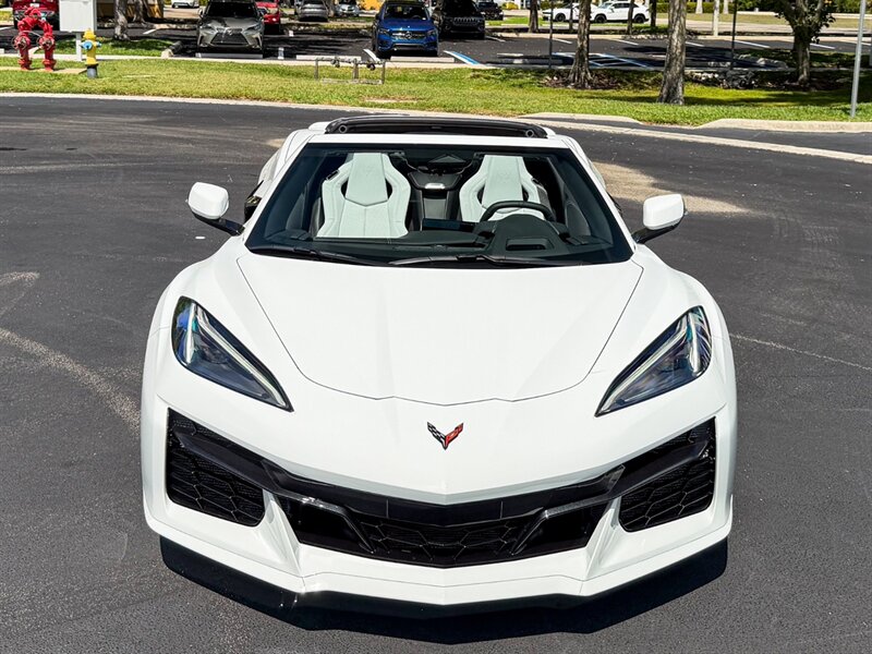 2025 Chevrolet Corvette Z06 - Photo 5 - Bonita Springs, FL 34134
