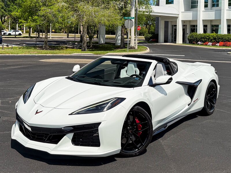 2025 Chevrolet Corvette Z06 - Photo 8 - Bonita Springs, FL 34134