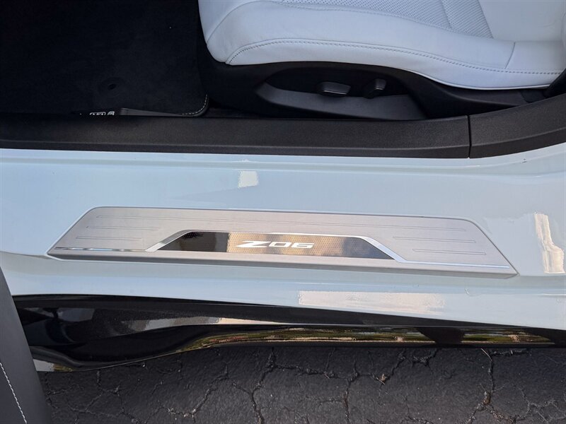 2025 Chevrolet Corvette Z06 - Photo 26 - Bonita Springs, FL 34134