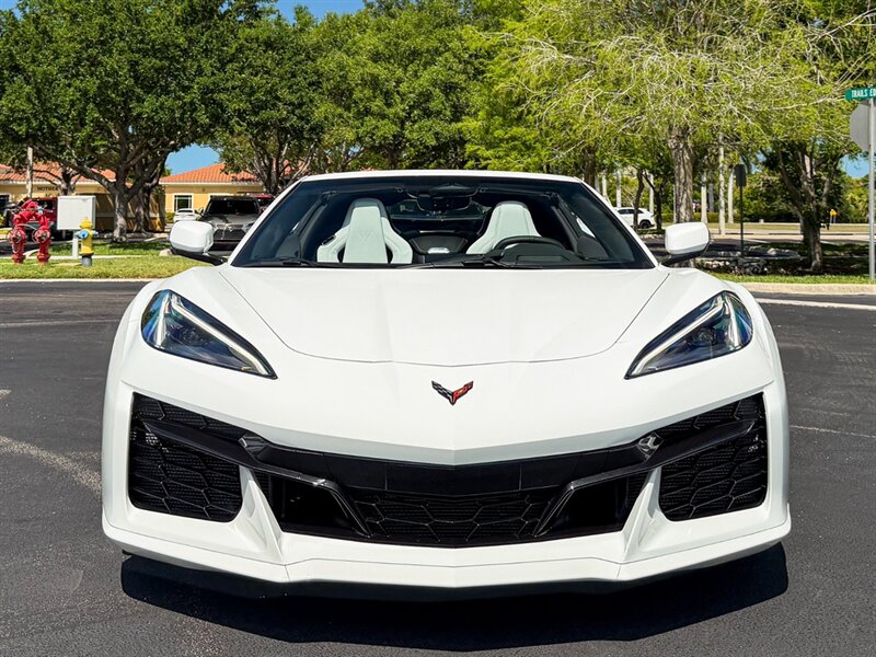 2025 Chevrolet Corvette Z06 - Photo 6 - Bonita Springs, FL 34134