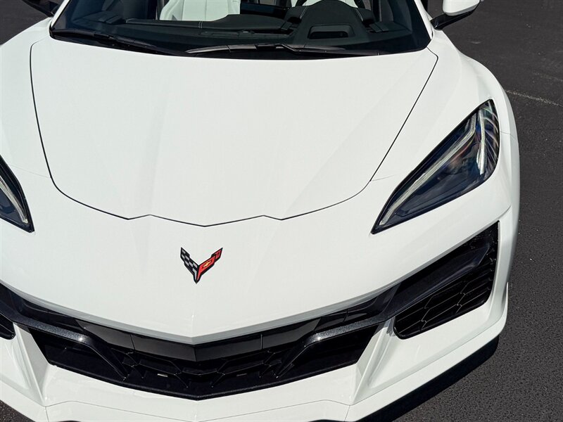 2025 Chevrolet Corvette Z06 - Photo 4 - Bonita Springs, FL 34134