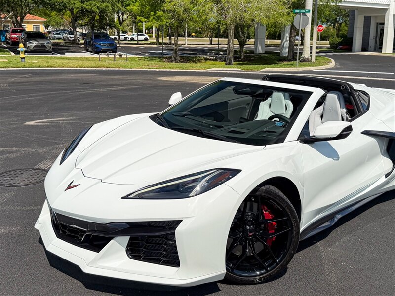 2025 Chevrolet Corvette Z06 - Photo 9 - Bonita Springs, FL 34134