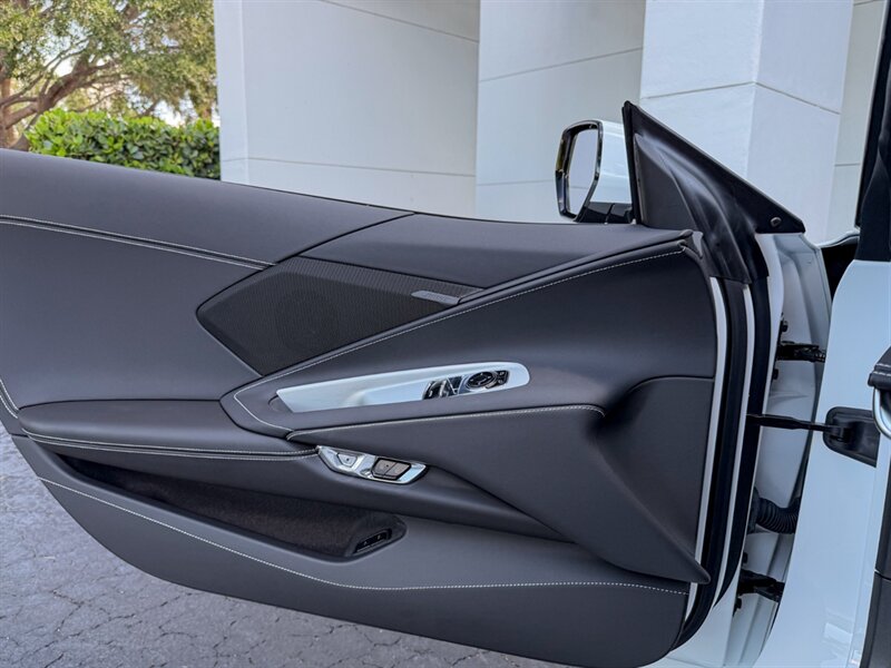 2025 Chevrolet Corvette Z06 - Photo 23 - Bonita Springs, FL 34134