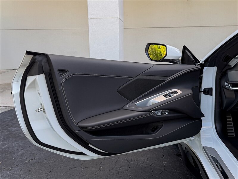 2025 Chevrolet Corvette Z06 - Photo 22 - Bonita Springs, FL 34134
