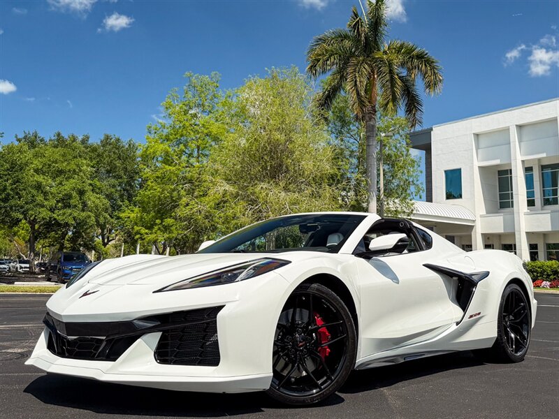 2025 Chevrolet Corvette Z06 - Photo 10 - Bonita Springs, FL 34134