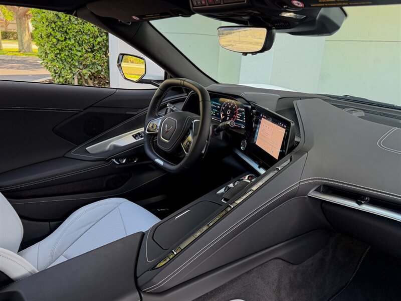 2025 Chevrolet Corvette Z06 - Photo 34 - Bonita Springs, FL 34134