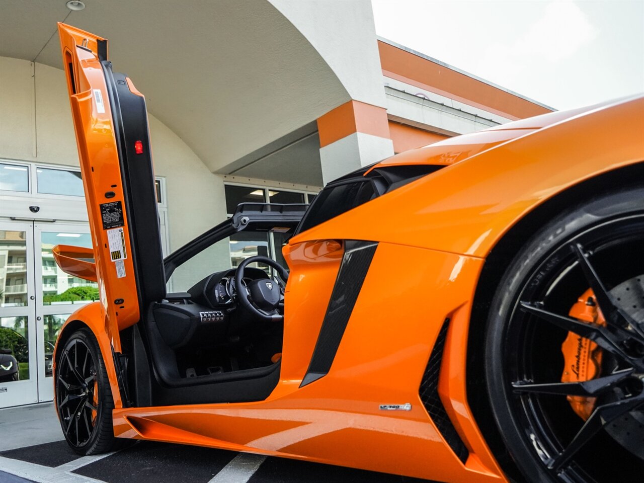 2014 Lamborghini Aventador LP 700-4  Roadster - Photo 23 - Bonita Springs, FL 34134