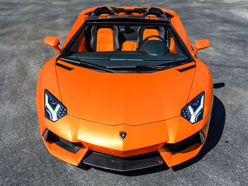 2014 Lamborghini Aventador LP 700-4 Roadster - Photo 5 - Bonita Springs, FL 34134