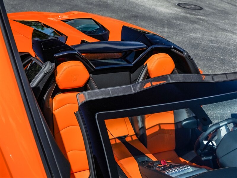 2014 Lamborghini Aventador LP 700-4 Roadster - Photo 49 - Bonita Springs, FL 34134