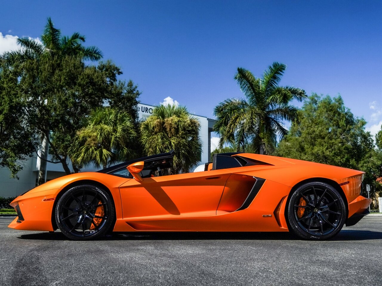 2014 Lamborghini Aventador LP 700-4  Roadster - Photo 34 - Bonita Springs, FL 34134