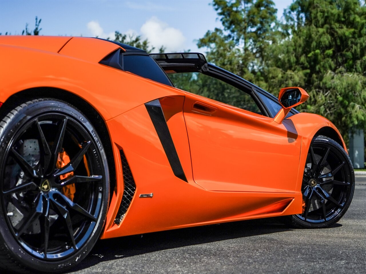 2014 Lamborghini Aventador LP 700-4  Roadster - Photo 44 - Bonita Springs, FL 34134