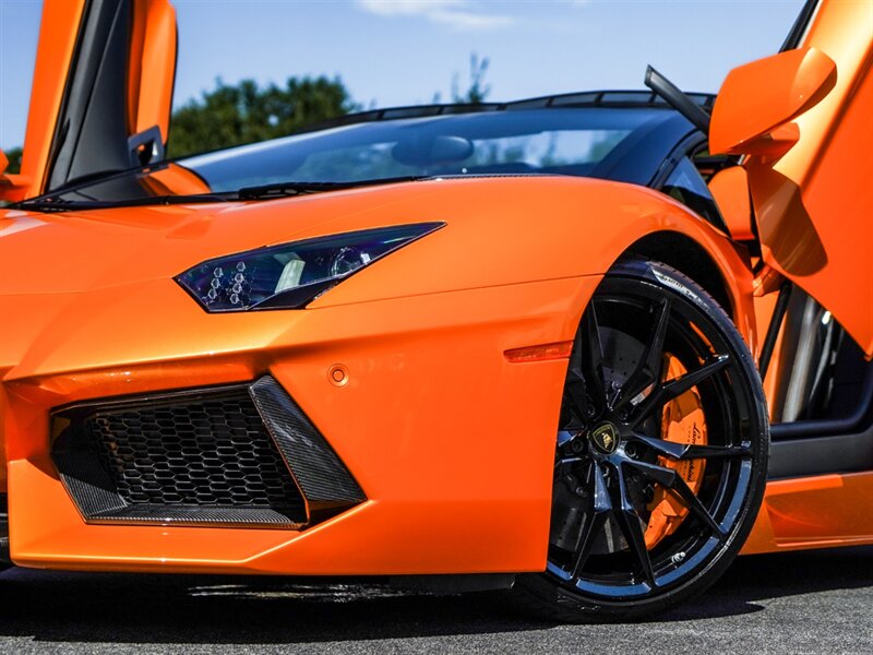 2014 Lamborghini Aventador LP 700-4  Roadster - Photo 3 - Bonita Springs, FL 34134