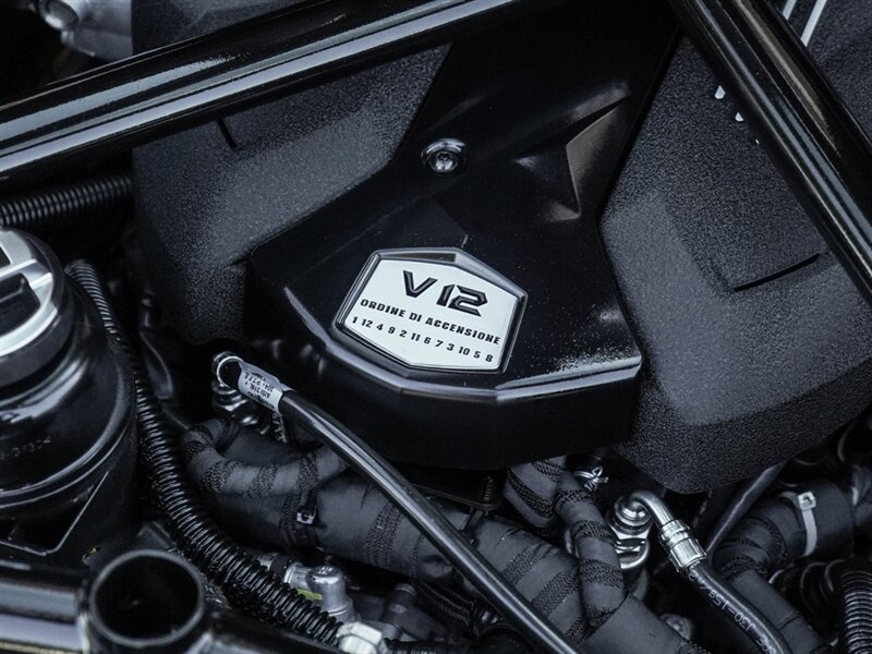 2014 Lamborghini Aventador LP 700-4 Roadster - Photo 31 - Bonita Springs, FL 34134