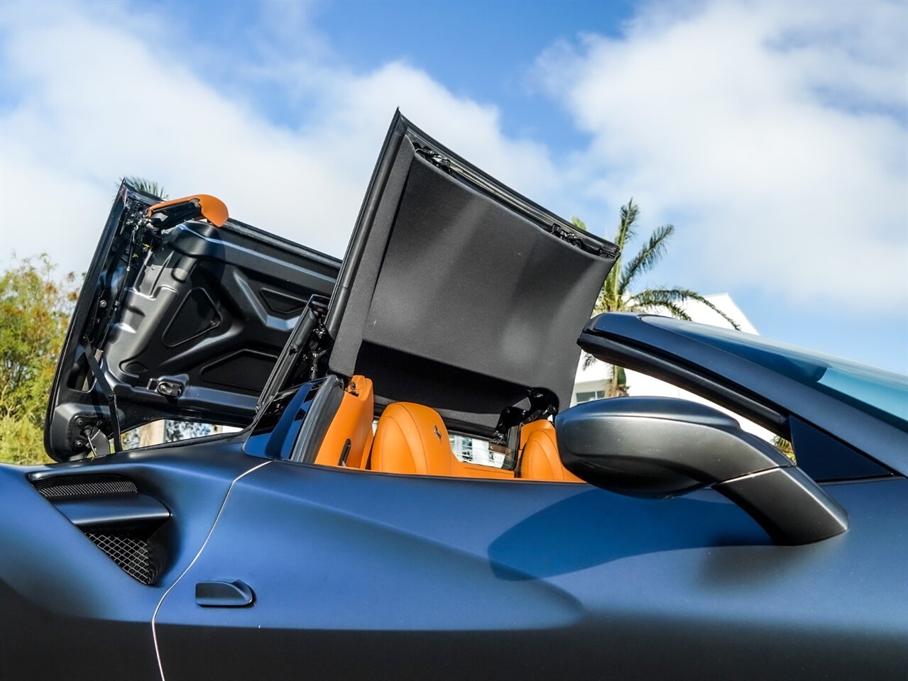 2018 Ferrari 488 Spider   - Photo 47 - Bonita Springs, FL 34134