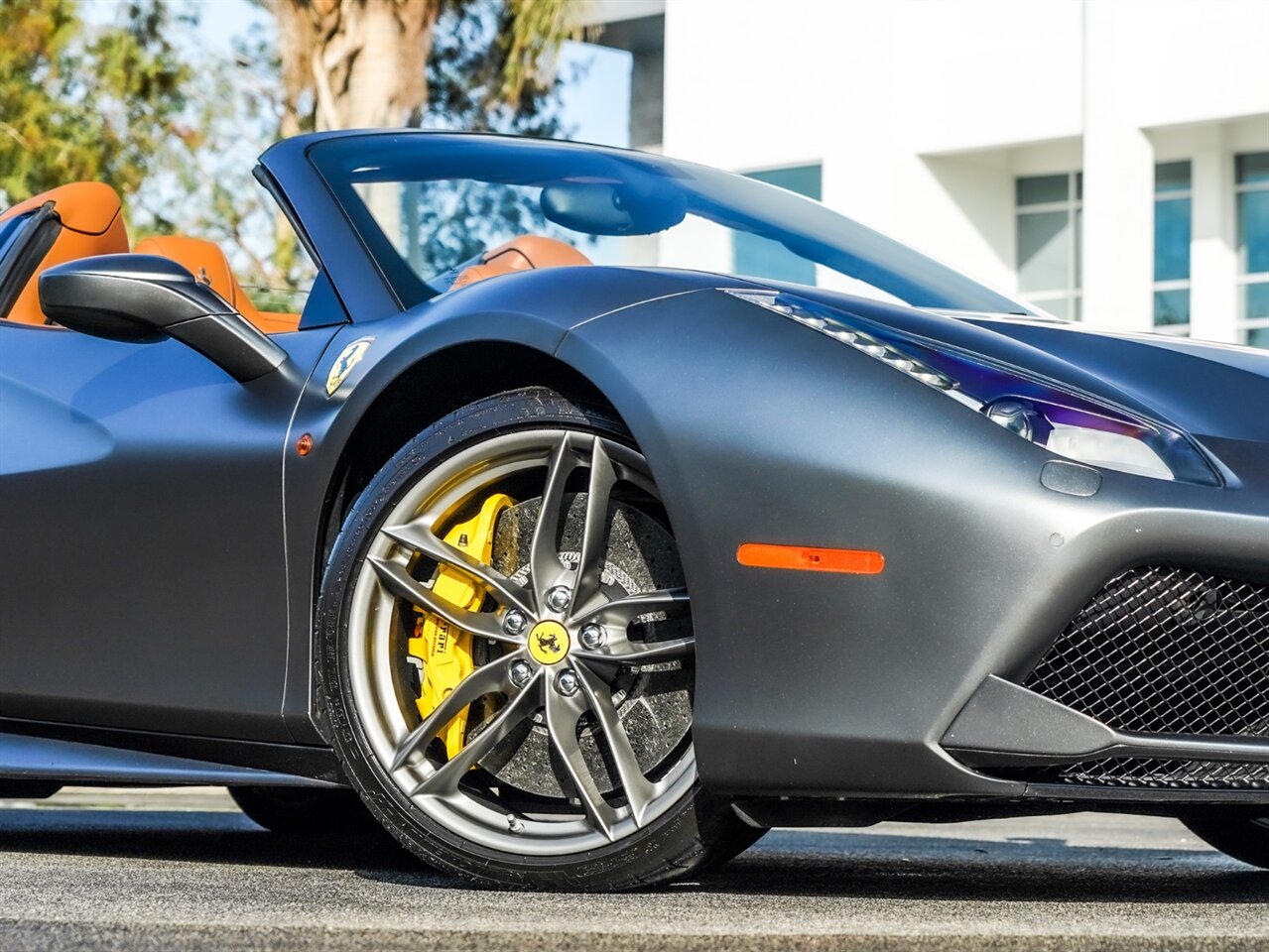 2018 Ferrari 488 Spider   - Photo 43 - Bonita Springs, FL 34134