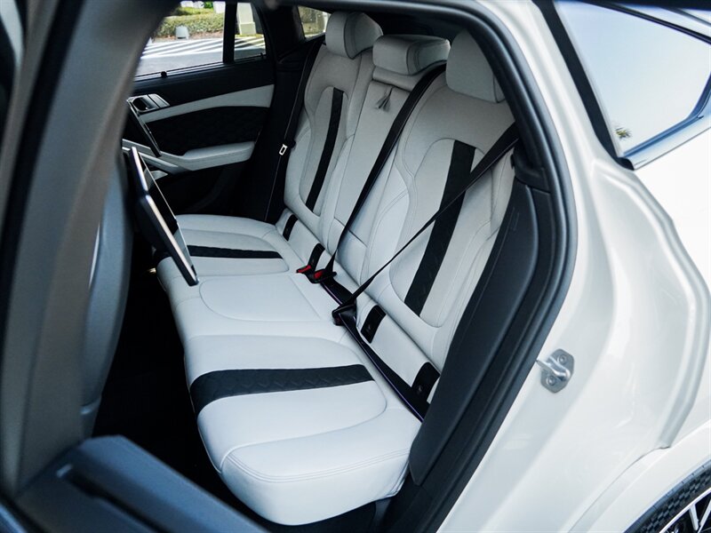 2020 BMW X6 M Competition - Photo 31 - Bonita Springs, FL 34134