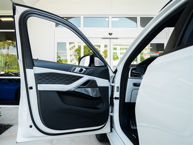 2020 BMW X6 M Competition - Photo 26 - Bonita Springs, FL 34134