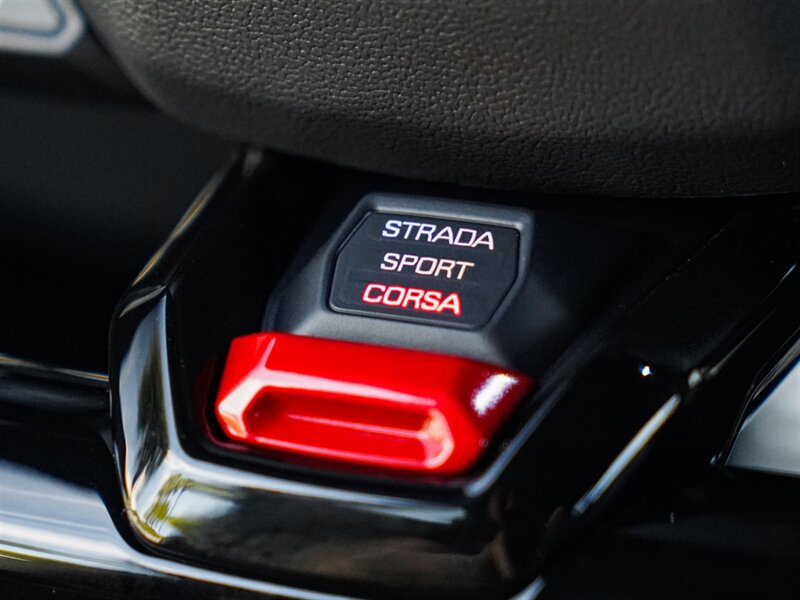 2018 Lamborghini Huracan LP 640-4 Performante - Photo 16 - Bonita Springs, FL 34134