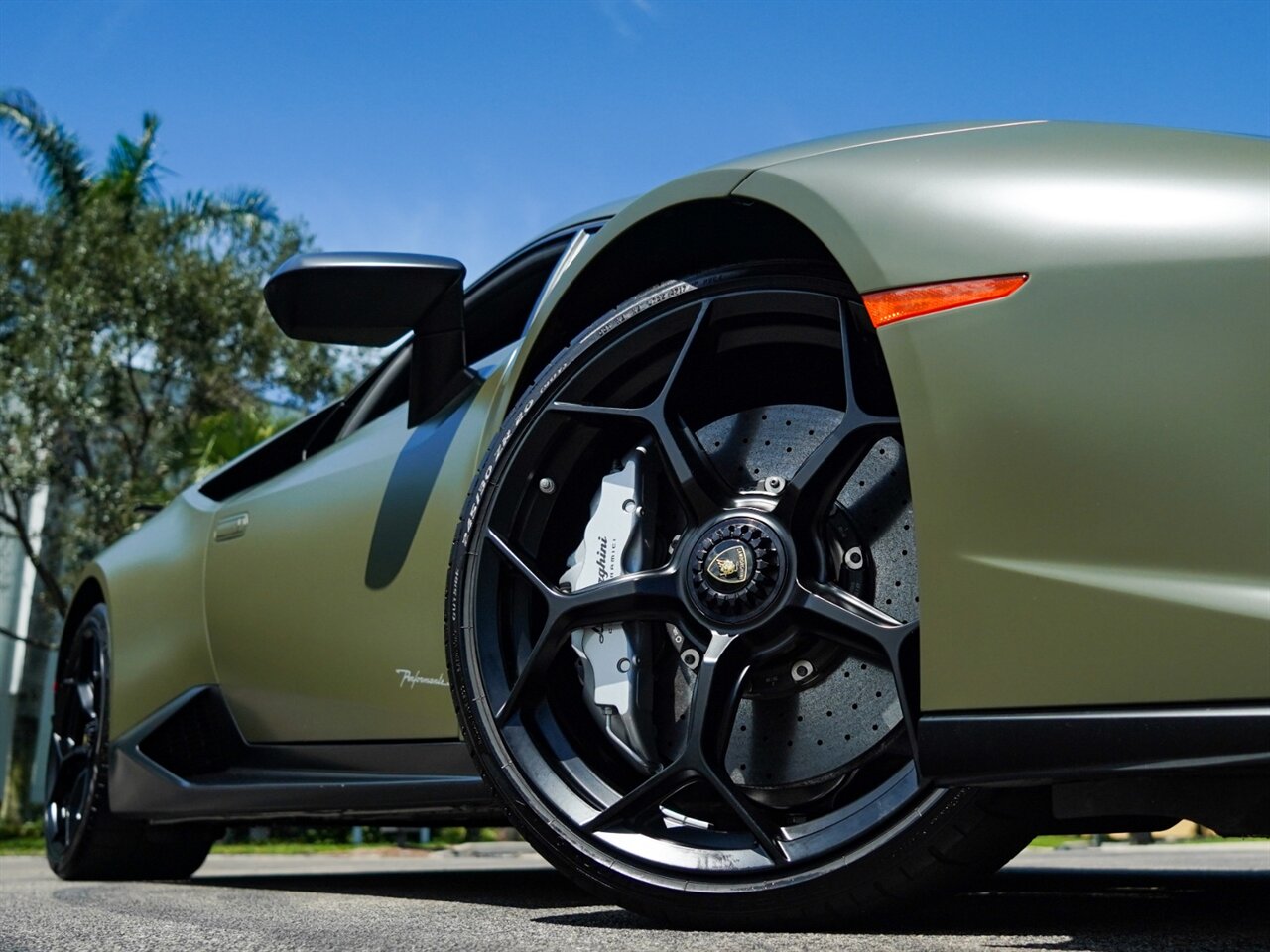 2018 Lamborghini Huracan LP 640-4 Performante   - Photo 59 - Bonita Springs, FL 34134