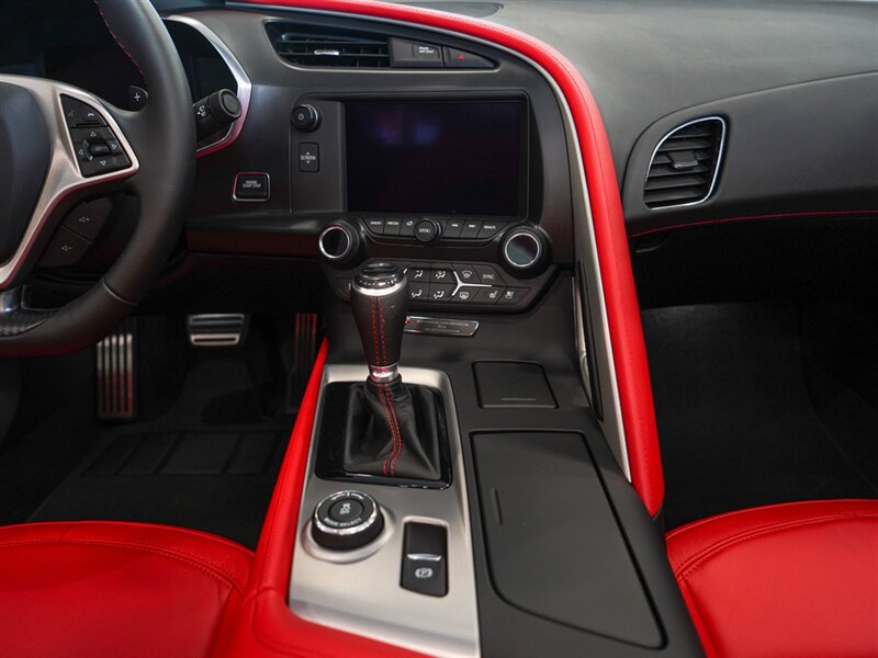 2015 Chevrolet Corvette Z06 - Photo 17 - Bonita Springs, FL 34134