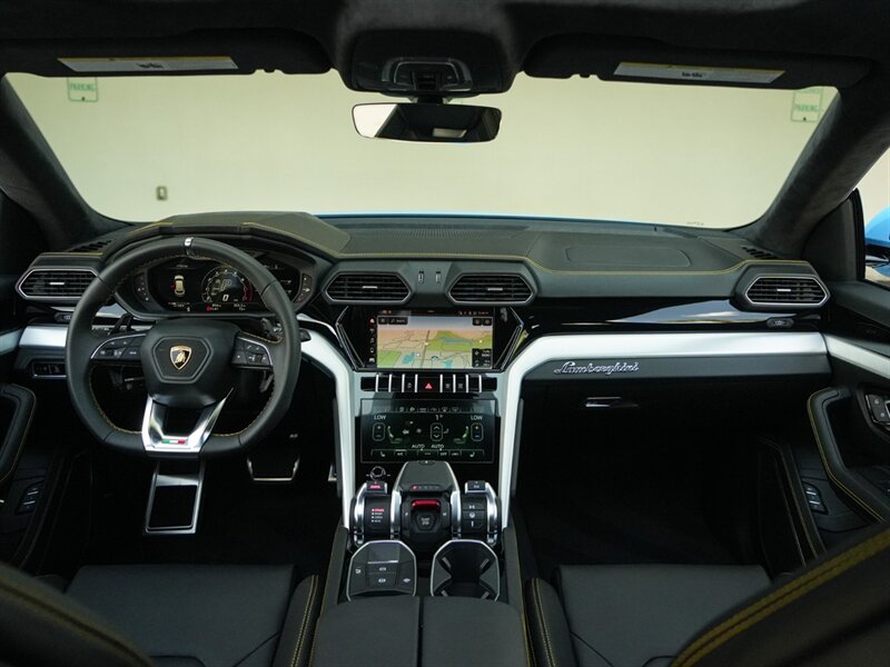 2022 Lamborghini Urus - Photo 31 - Bonita Springs, FL 34134