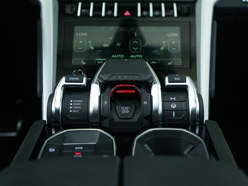 2022 Lamborghini Urus - Photo 18 - Bonita Springs, FL 34134